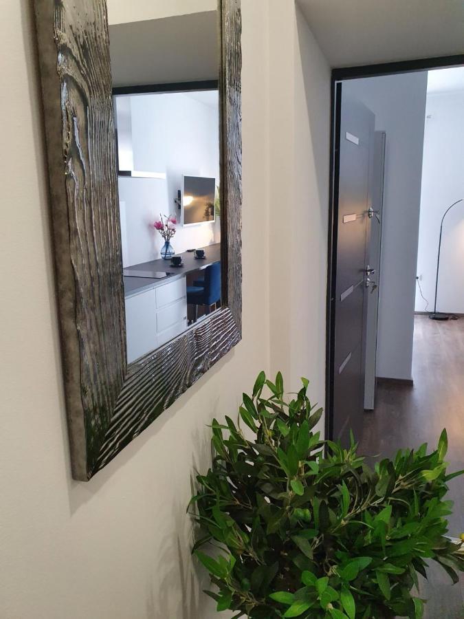 Arena Delight Studio Apartments พูลา ภายนอก รูปภาพ